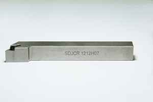ด้ามมีดกลึงอินเสิร์ท / Lathe insert cutting tool