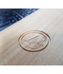 กัดไม้จากเครื่อง mini cnc