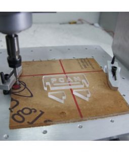 กัดงานอะคริลิค จากเครื่อง mini cnc